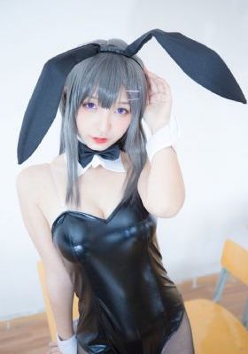 在野外被4个男人躁一夜动漫_DVD手机在线看